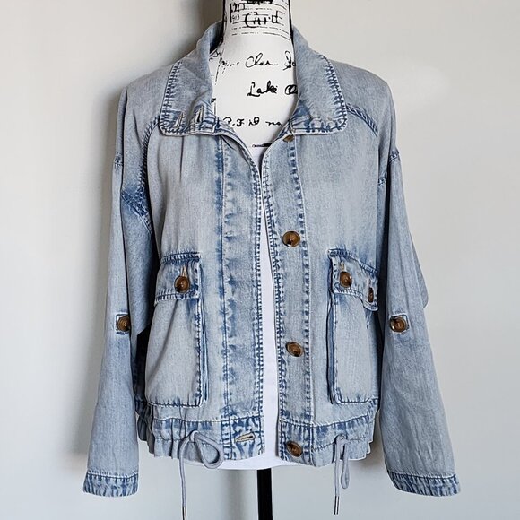 Blank NYC Button Faded Distressed Denim Jacket with Roll Tab Sleeves NWT - Picture 5 of 12